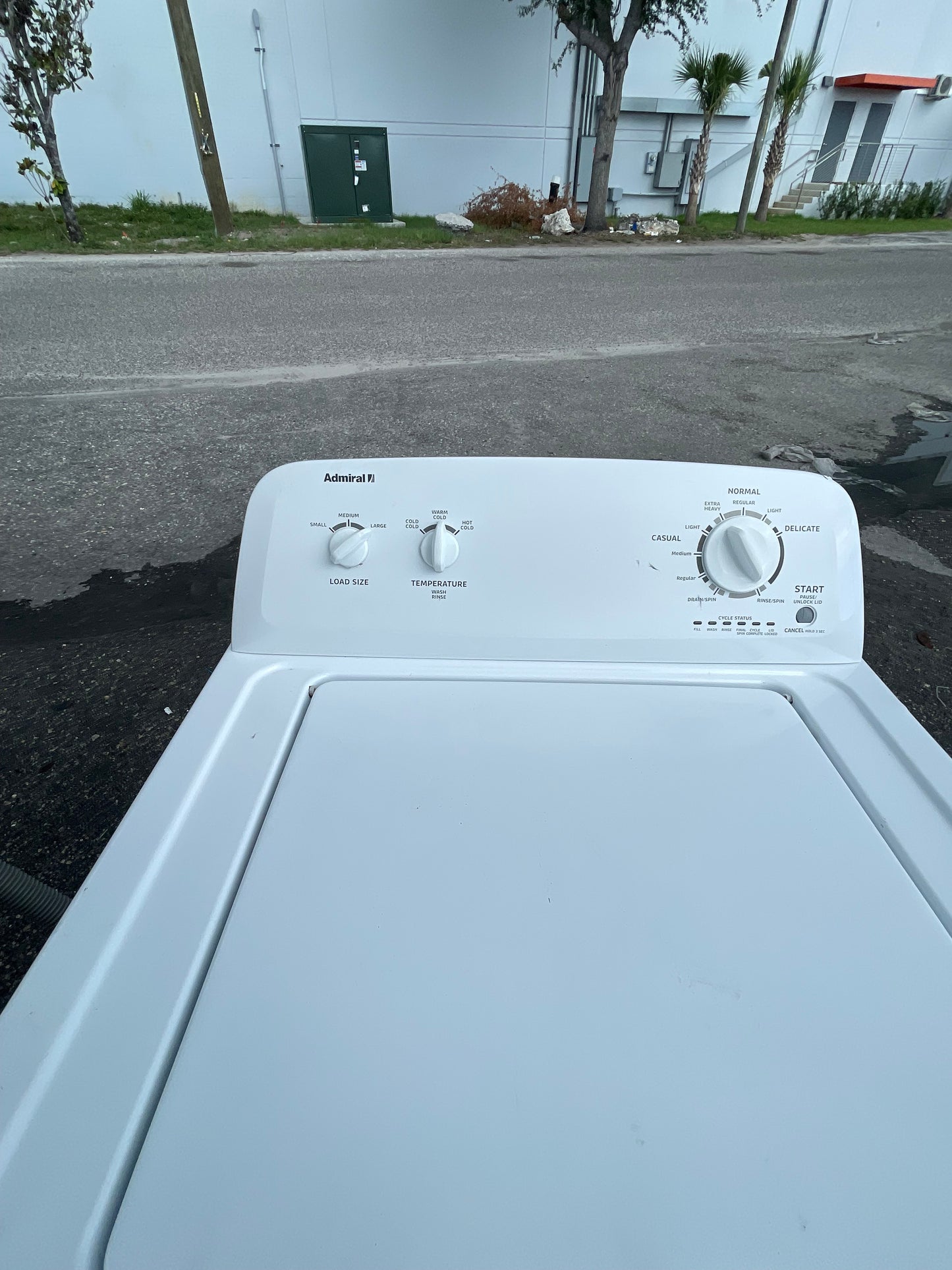 Admiral ATW4675YQ1 3.5 cu. ft. Top Load Washer with 9 Wash Cycles