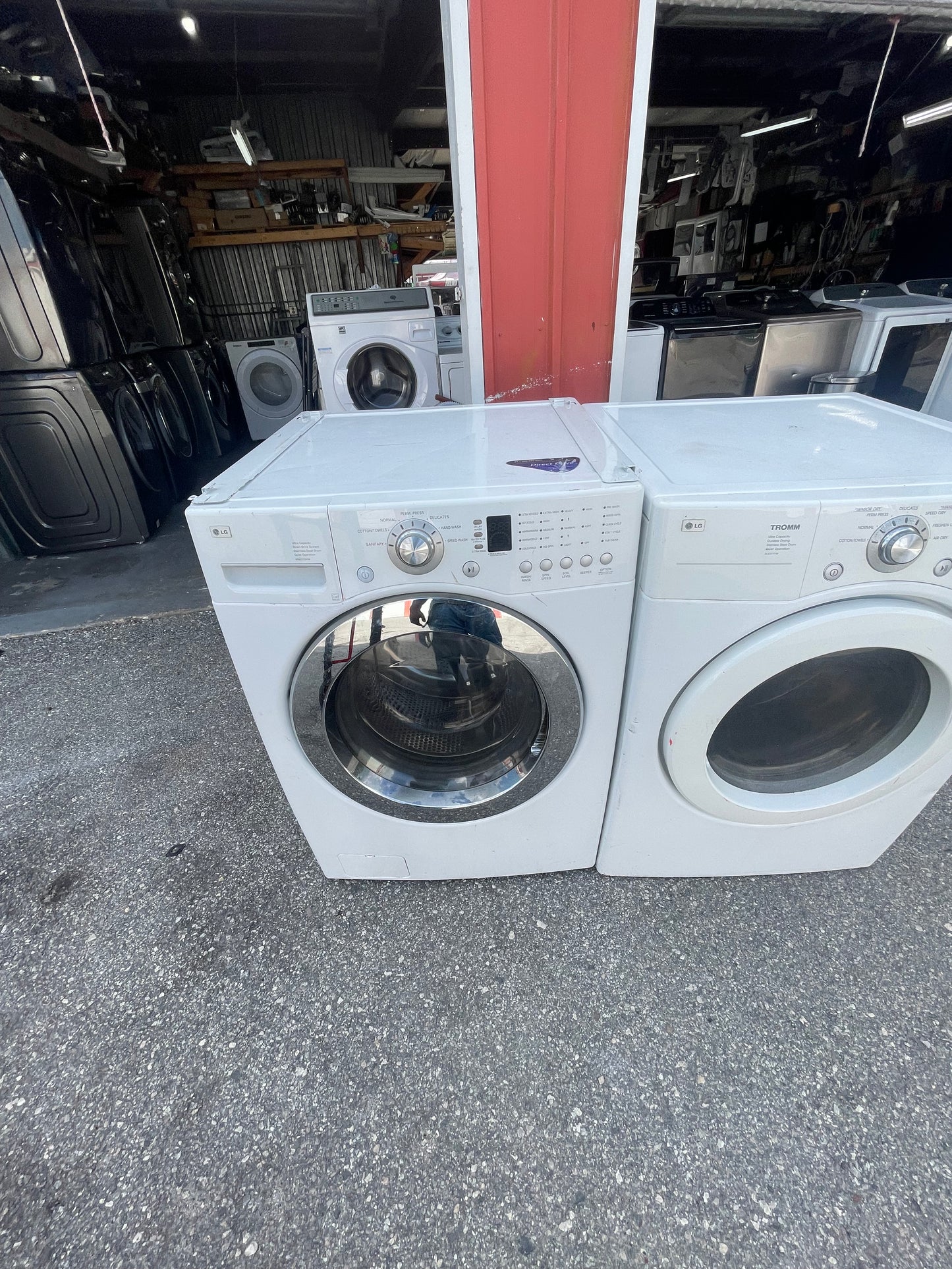 Lg Front load Washer And Electric Dryer Set