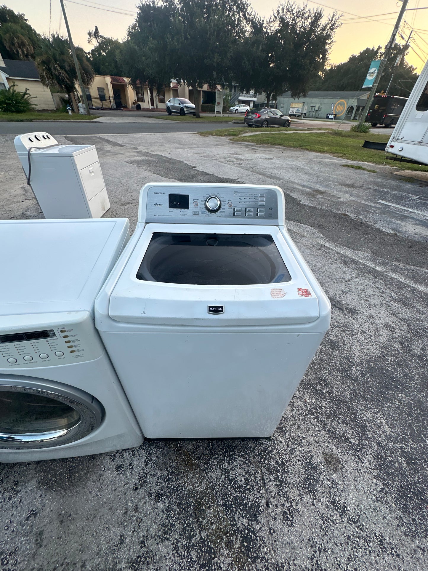 Maytag Bravos XL Top Load Washer – Model MVWB980BW0 (4.3 cu. ft.)