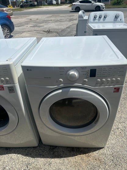LG 7.0 cu. ft. Electric Dryer (Sensor Dry)