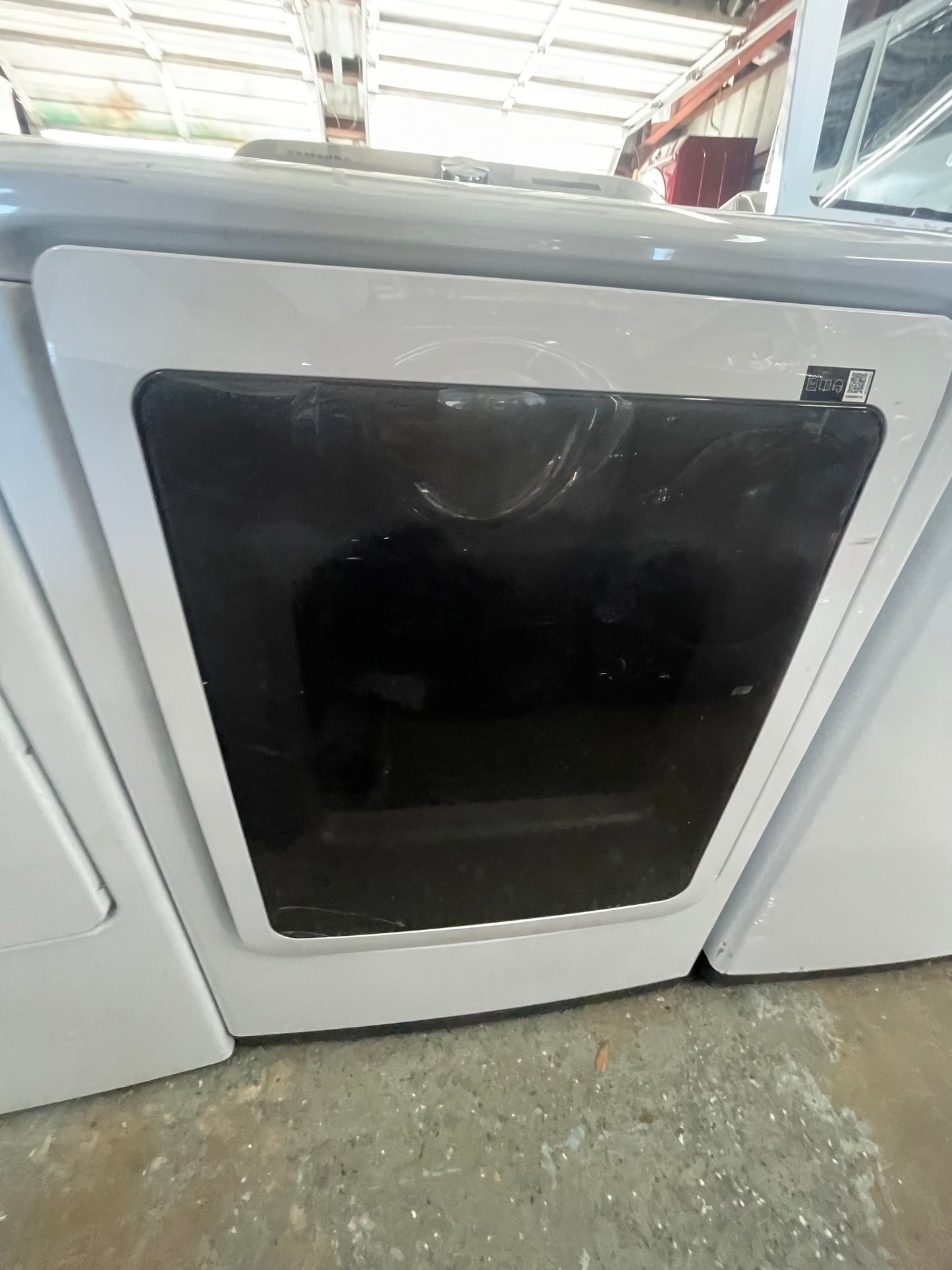 Samsung Front Load Electric Dryer with Sensor Dry