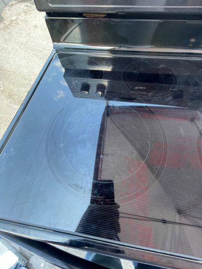 Whirlpool 30” Freestanding Electric Range with Smooth Ceramic Glass Cooktop