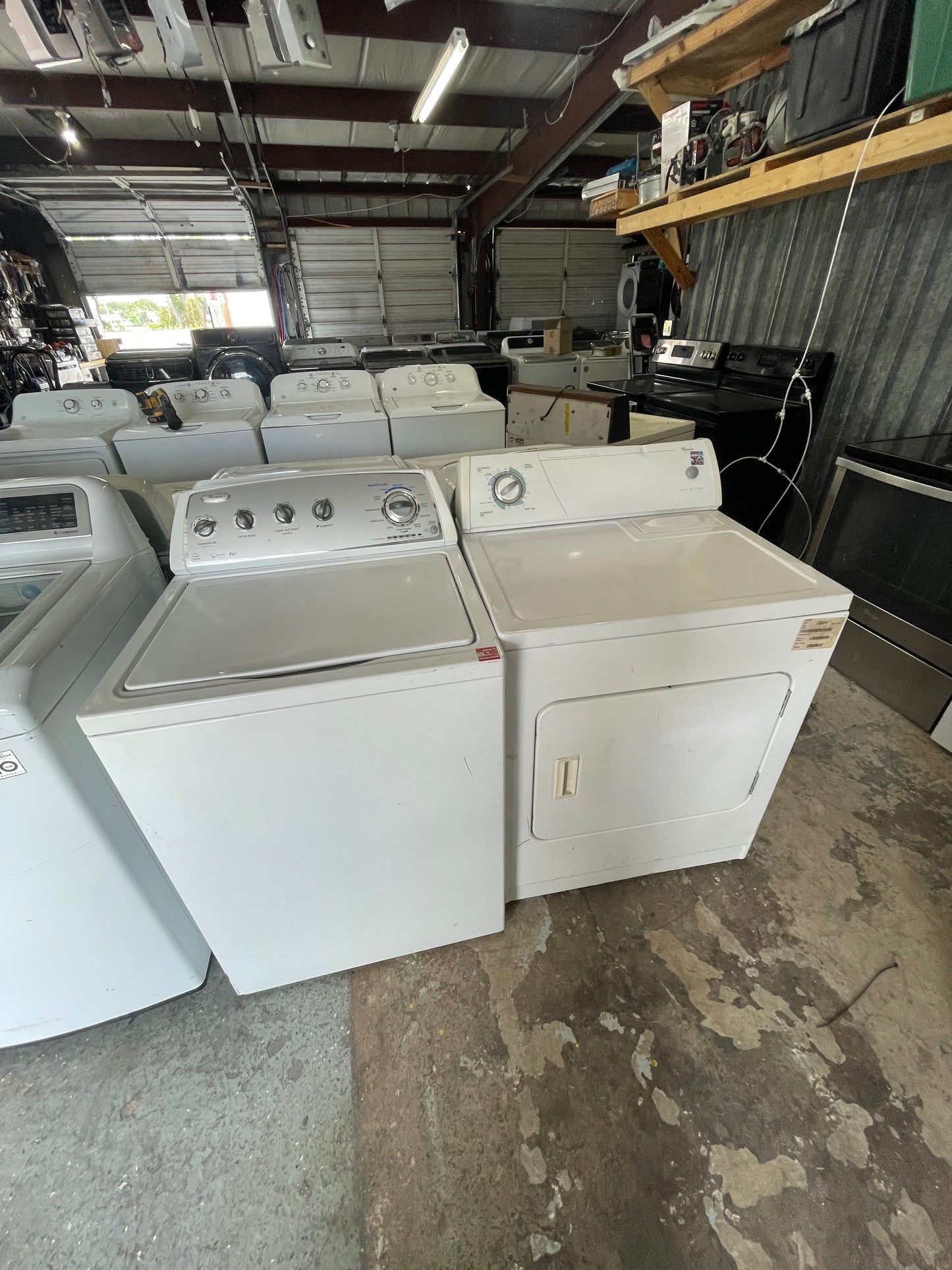 Whirlpool Washer And Electric Dryer Set