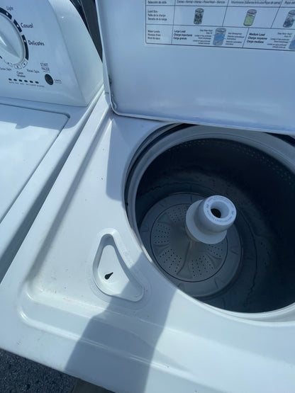 Whirlpool  WTW4855HW
28 Inch Top Load Washer with 3.8 Cu. Ft. Capacity, Water Level Selection, Two-Way Wash Action Agitator, Stainless Steel Wash Basket, Late Lid Lock, 12 Wash Cycles, Quick Wash, Soaking Cycles, and Clean Washer with Affresh® Cycle