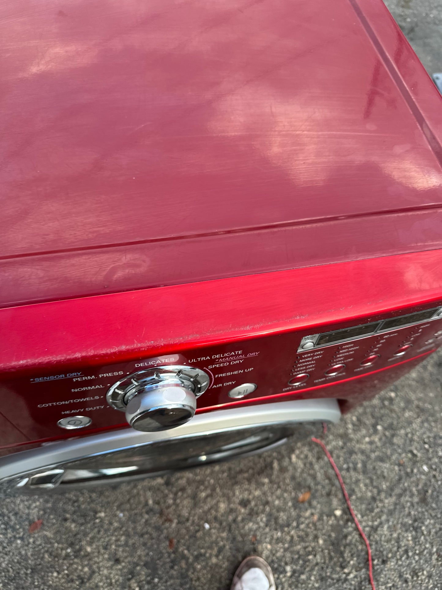 LG DLE7177RM Electric Dryer (Cherry Red)