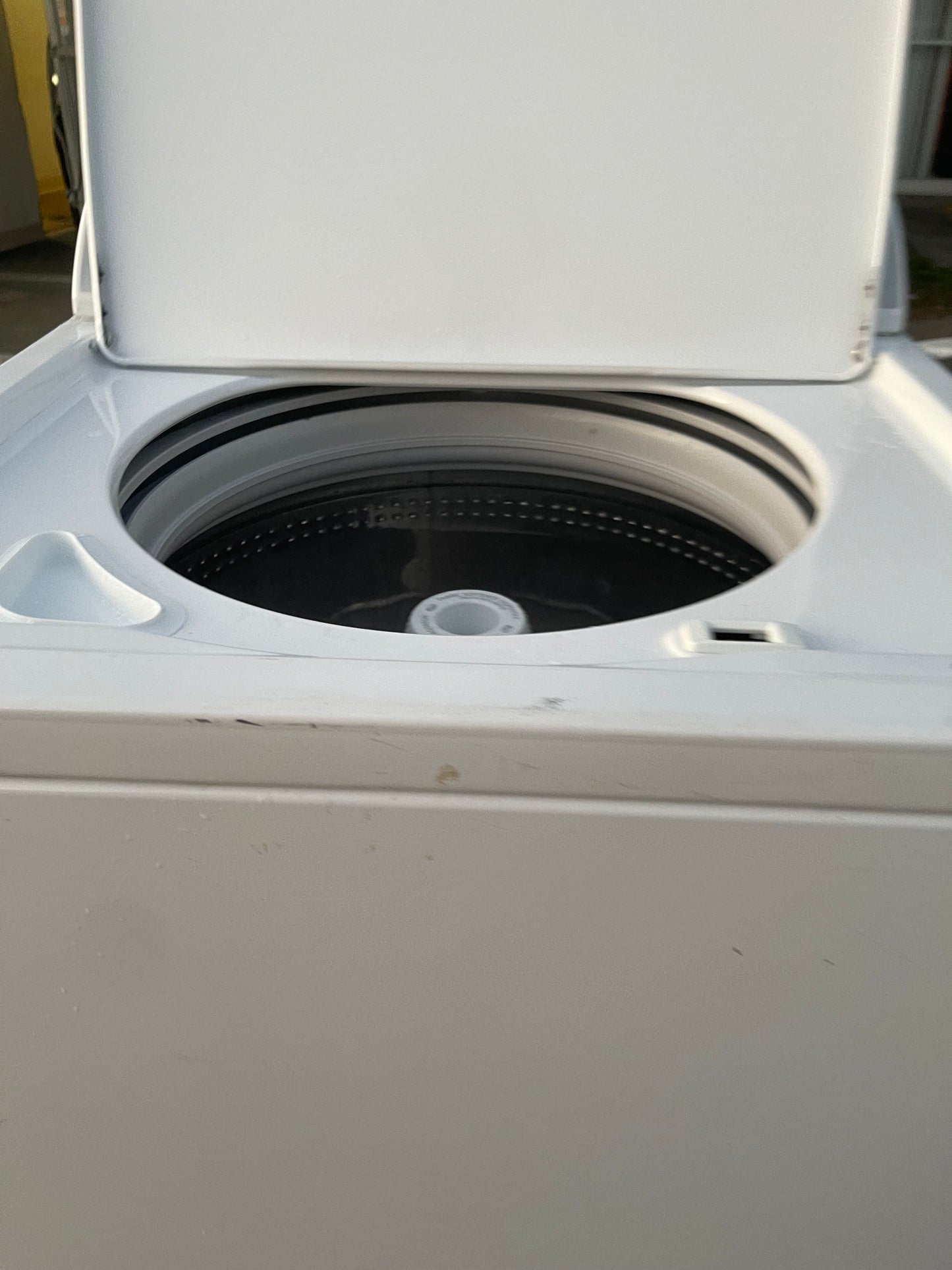 Whirlpool 3.8 cu. ft. Top-Load Washer (White)