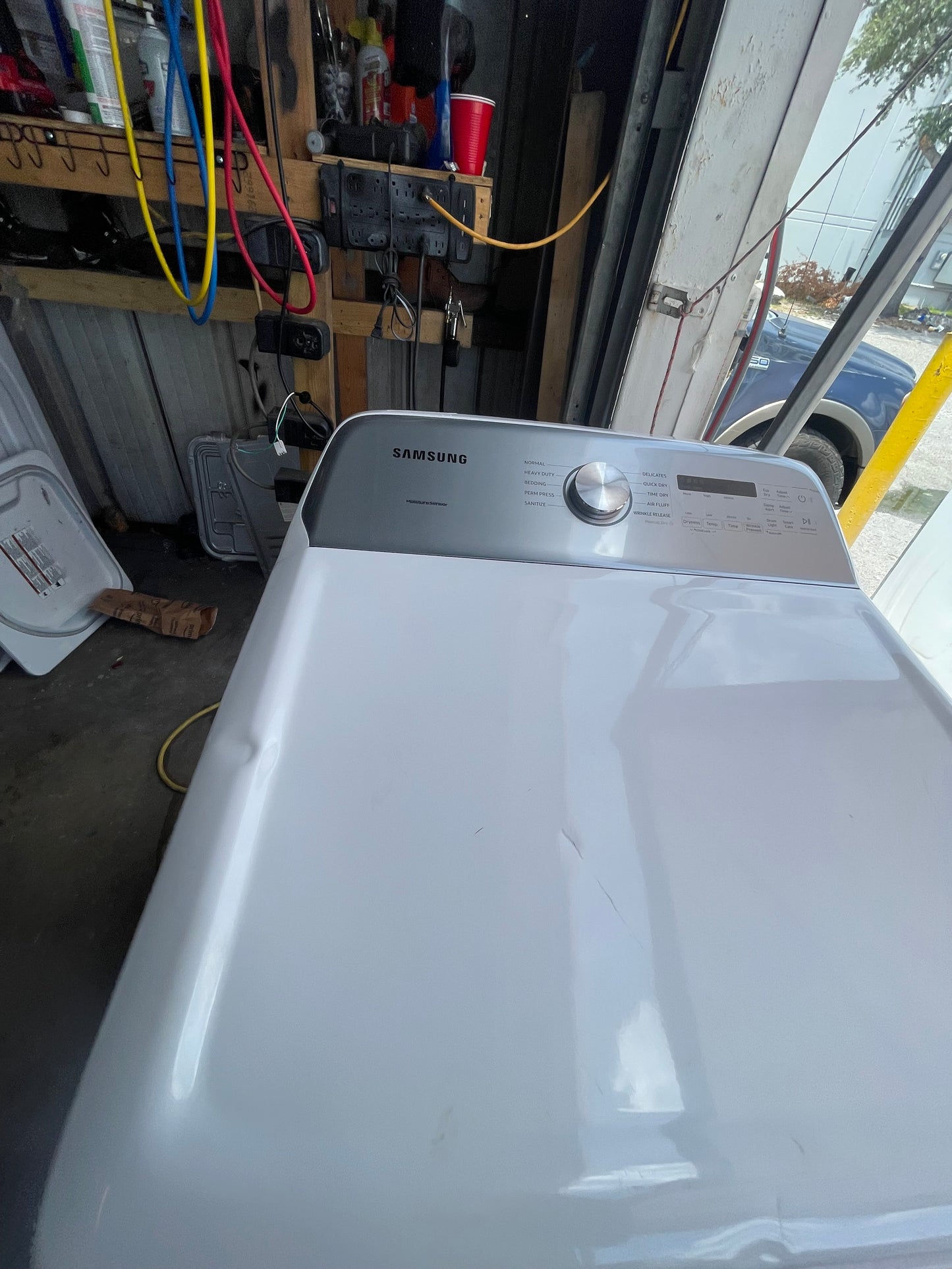 Samsung 7.4 Cu. Ft. White Electric Dryer with Sensor Dry dve50r5200w