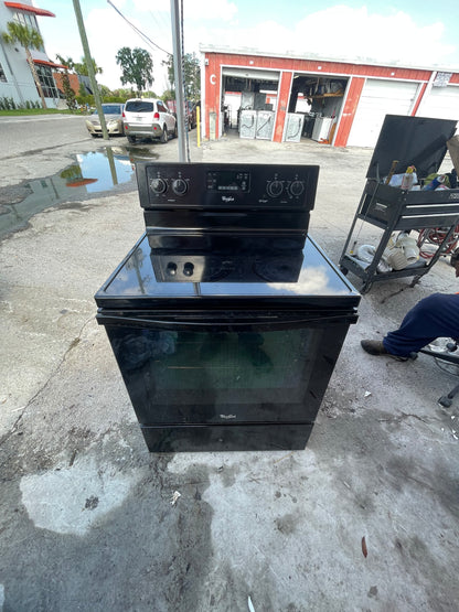 Whirlpool 30” Freestanding Electric Range with Smooth Ceramic Glass Cooktop