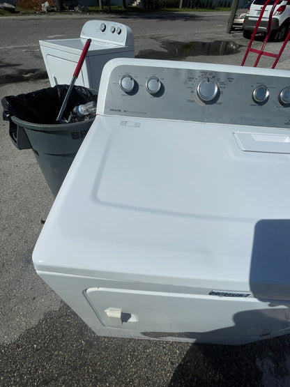 Maytag MEDX655DW
7.0 cu. ft. Dryer with Sanitize Cycle