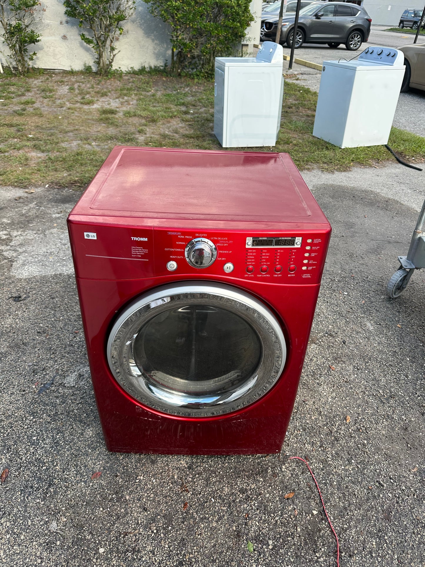 LG DLE7177RM Electric Dryer (Cherry Red)
