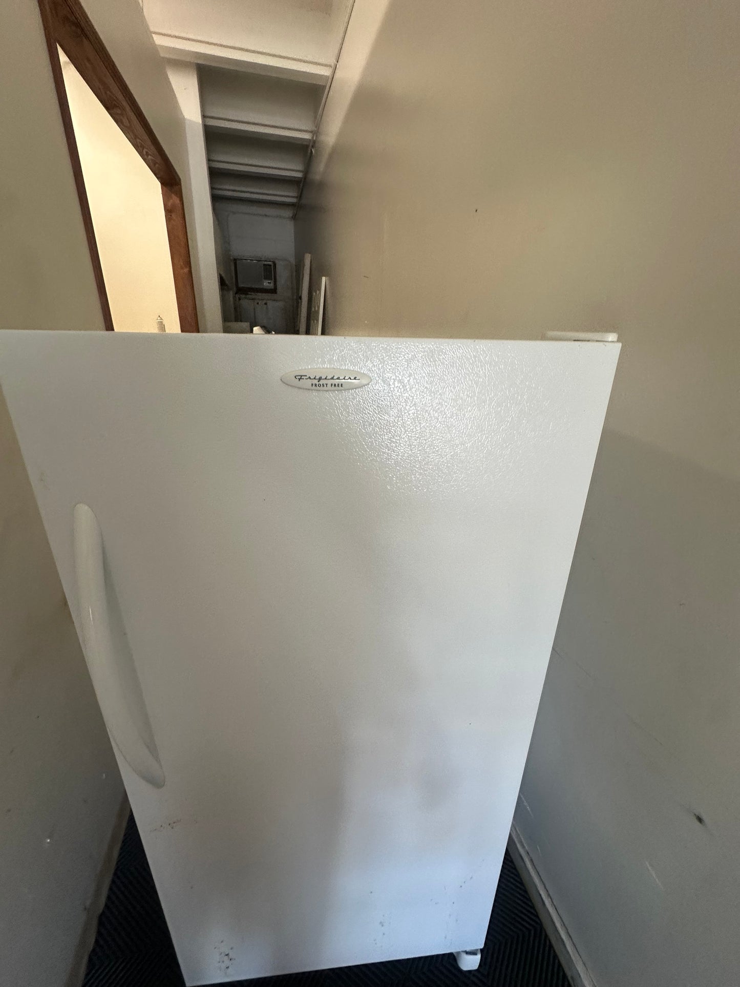 Electrolux FFU1464DW2 Upright Commercial Freezer 14cu ft