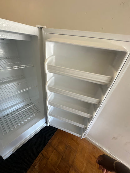 Electrolux FFU1464DW2 Upright Commercial Freezer 14cu ft