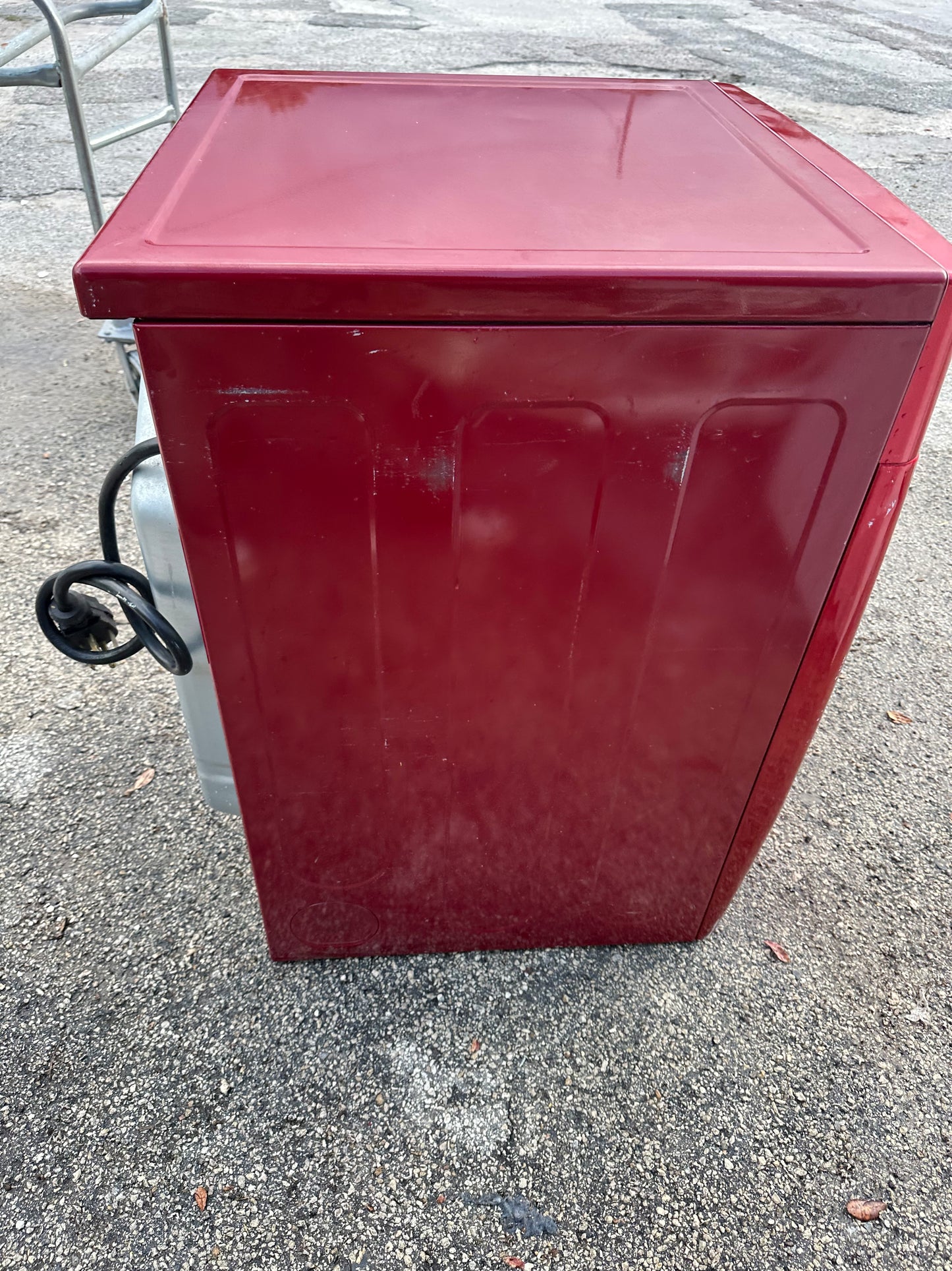 LG DLE7177RM Electric Dryer (Cherry Red)