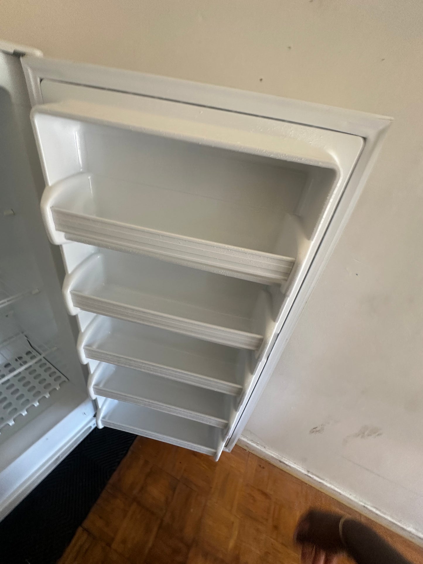 Electrolux FFU1464DW2 Upright Commercial Freezer 14cu ft