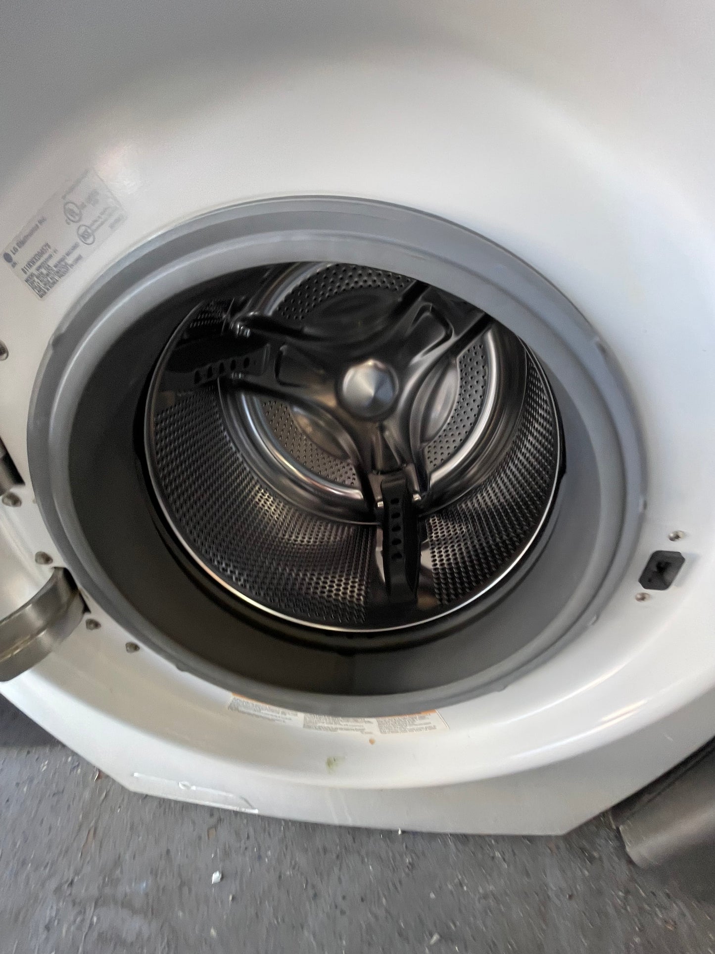 LG 4.5 Cu. Ft. Ultra Capacity Front Load Washer