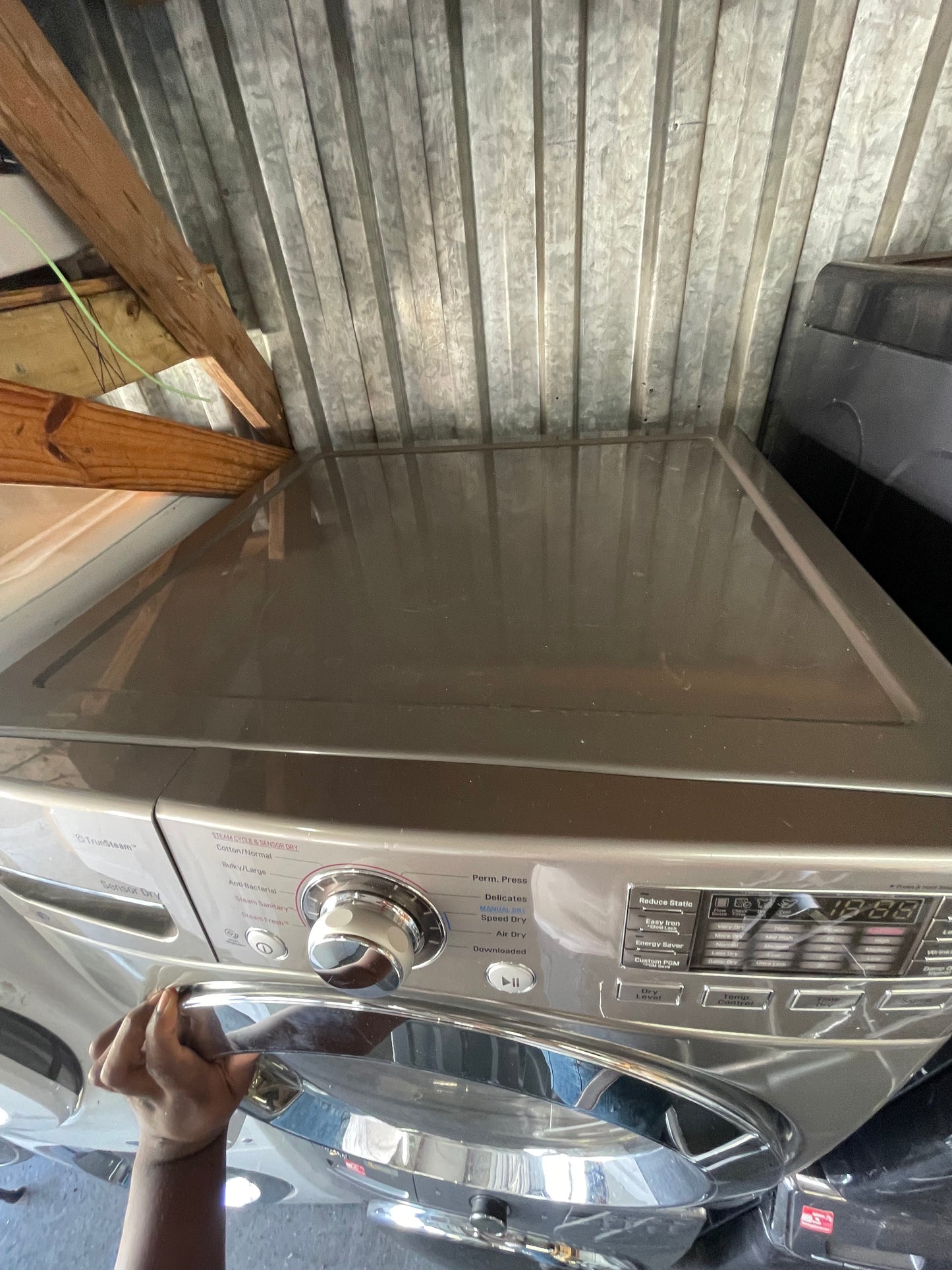 LG Ultra Capacity Electric SteamDryer