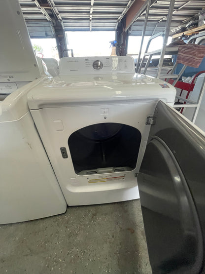 Samsung Washer And Electric Dryer Set