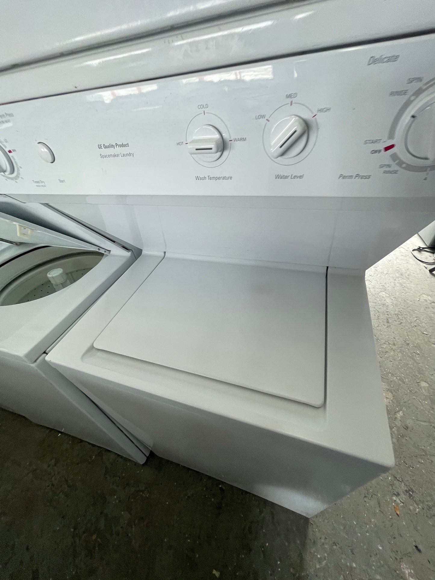 GE® 27" Unitized Spacemaker® Washer and Electric Dryer