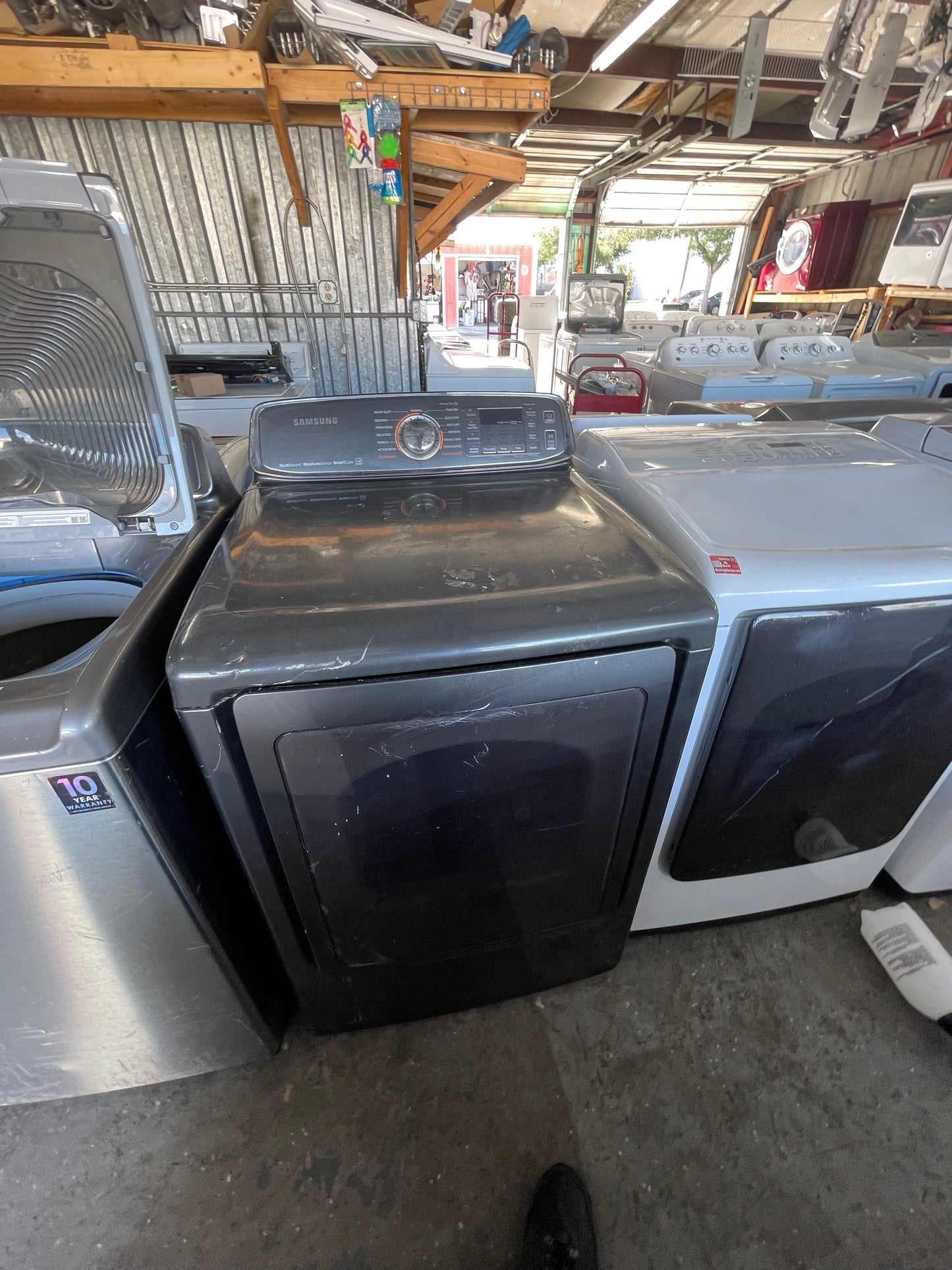 : Samsung Front Load Electric Dryer with Sensor Dry