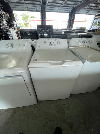 Ge Washer And Electric Dryer  Set