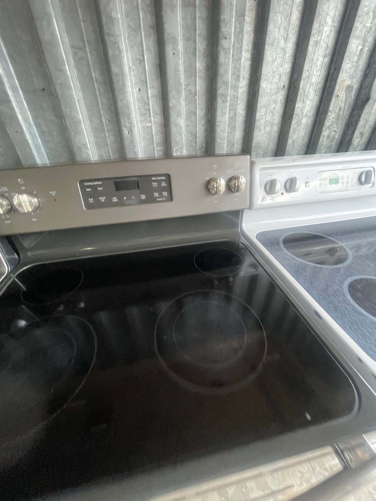 GE JB645EKES Electric Range
