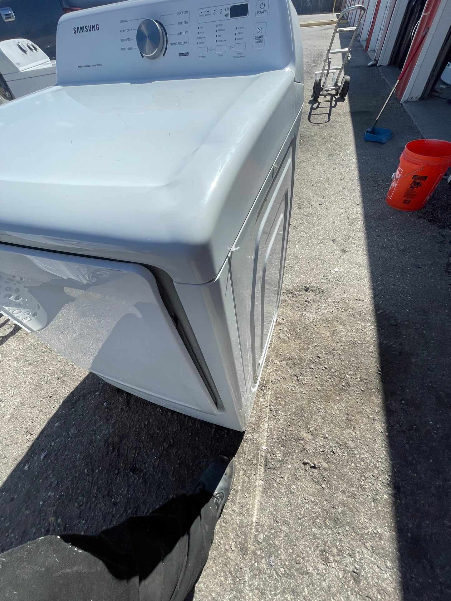 Samsung DVE45T3200W 7.2 Cu. Ft. Electric Dryer – White