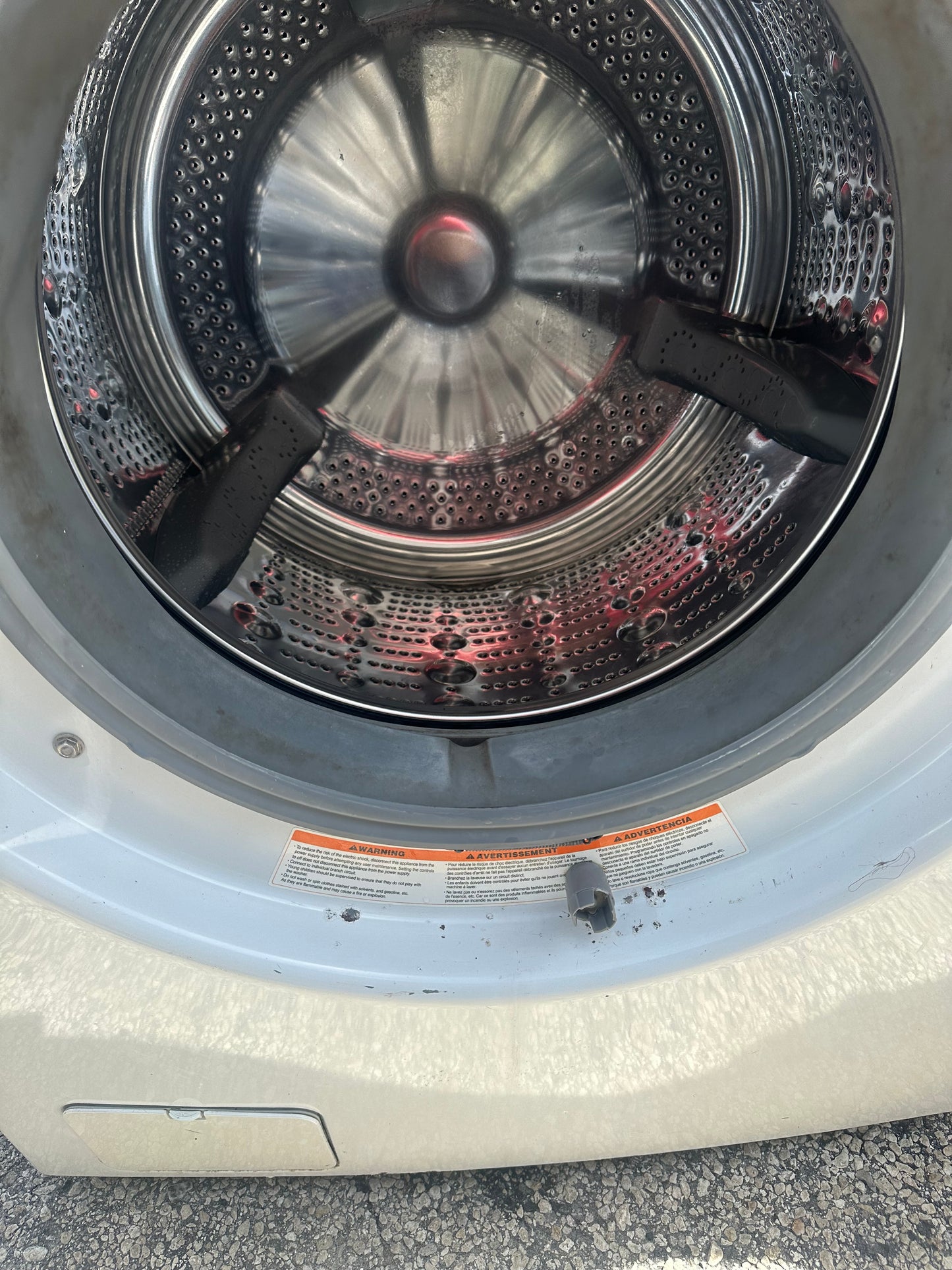 LG 3.5 cu. ft. Front Load Washer