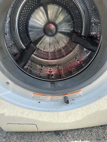 LG 3.5 cu. ft. Front Load Washer