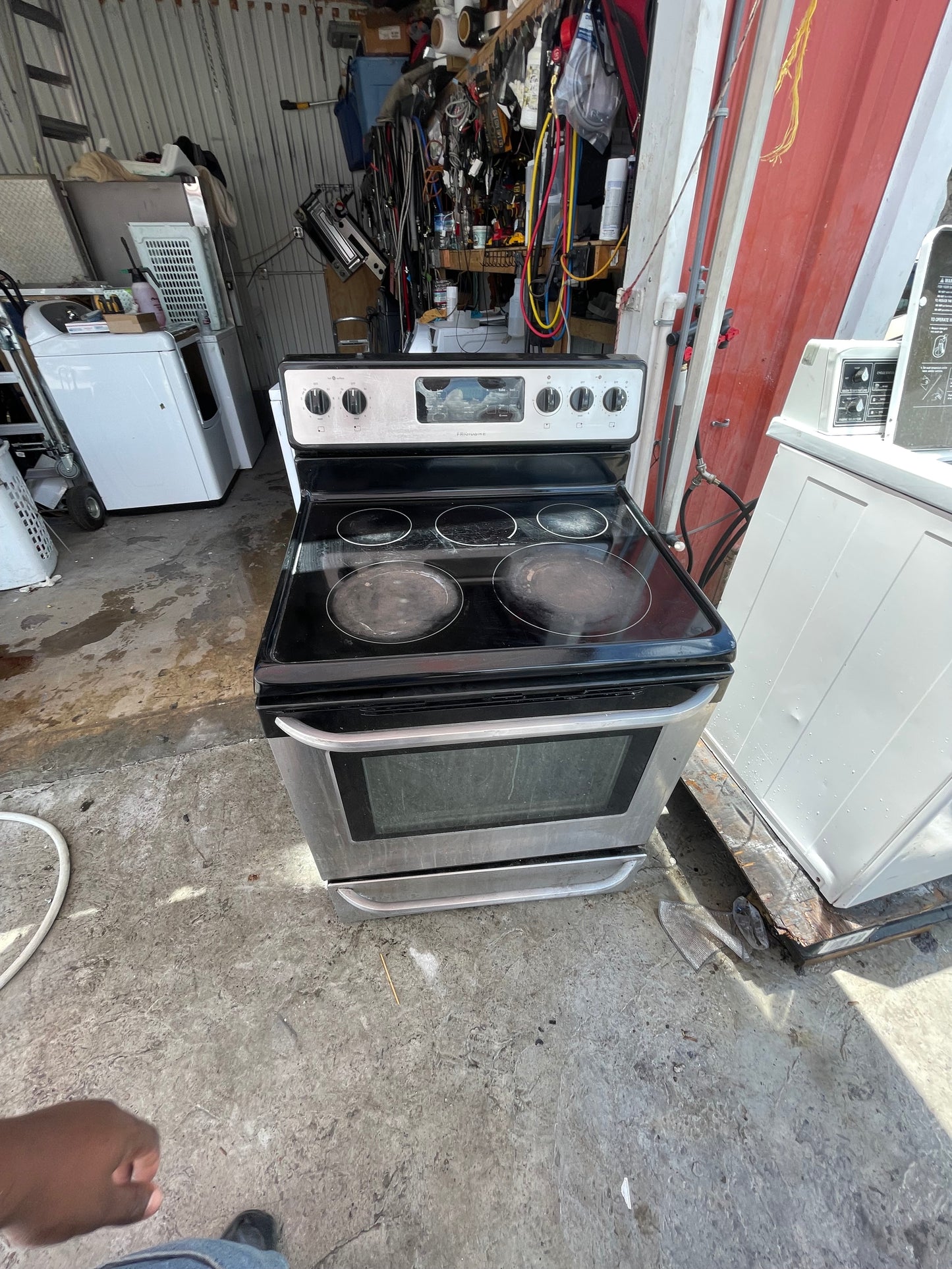 Frigidaire Electric Stove