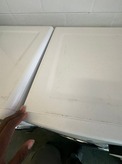 Whirlpool Front load Washer & Dryer Set
