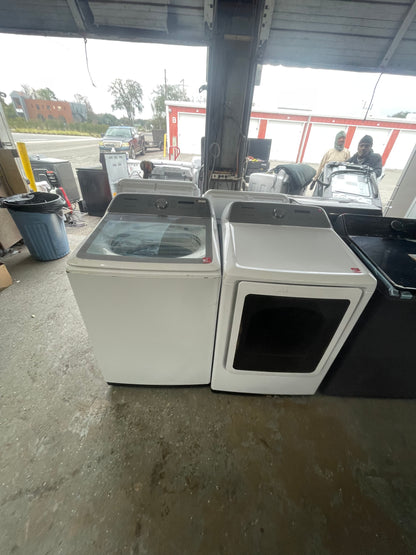 Samsung Washer And Electric Dryer Set