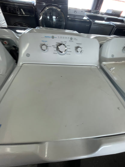 Ge Washer And Electric Dryer  Set