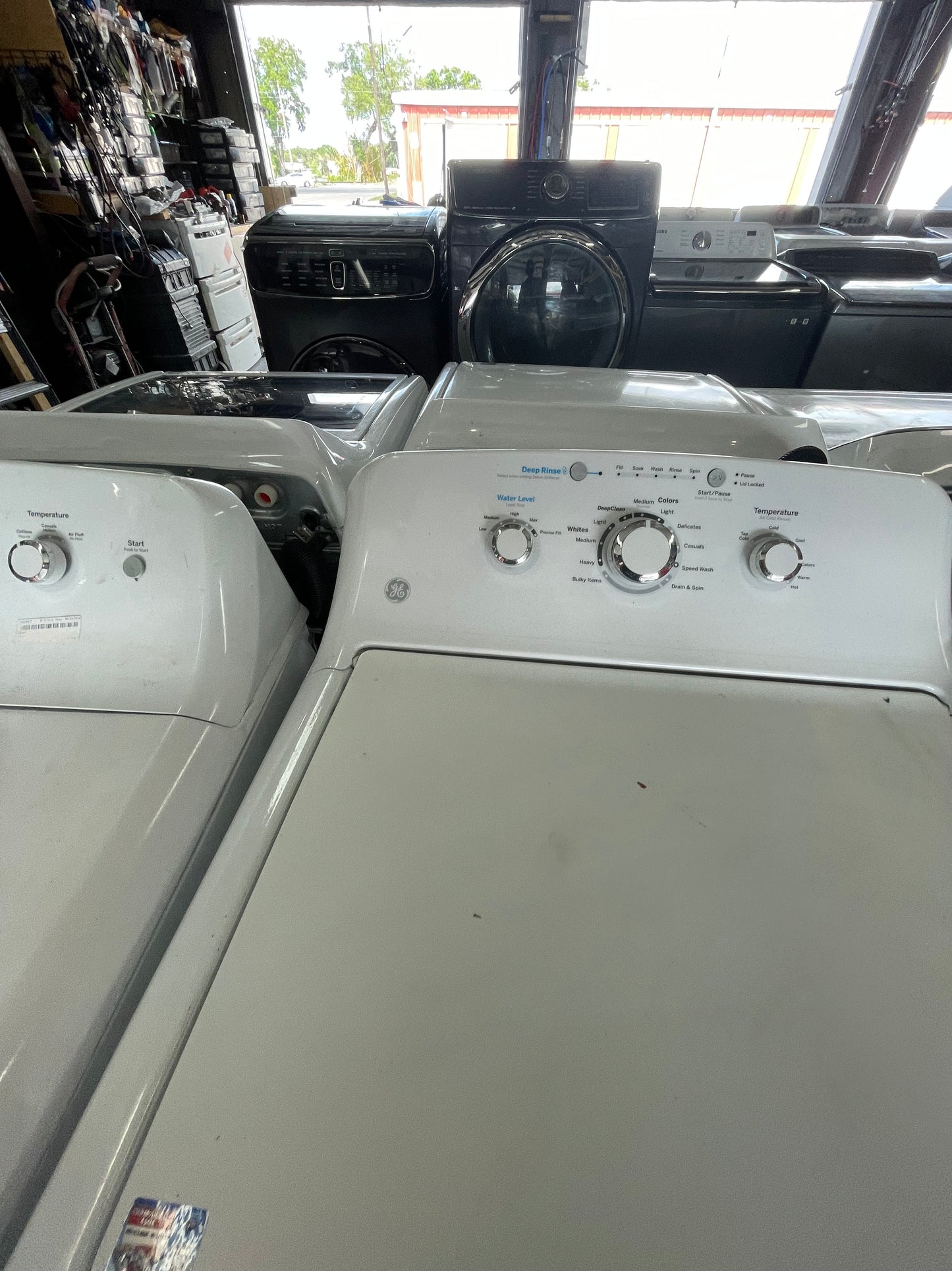 Ge Washer And Electric Dryer  Set