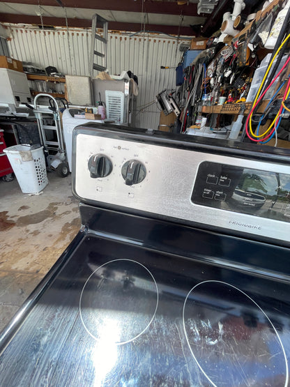 Frigidaire Electric Stove