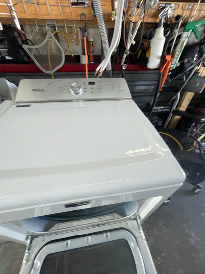 Maytag Washer And Electric Dryer Set