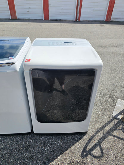 Samsung 7.5 Cu. Ft. Electric Dryer with Steam