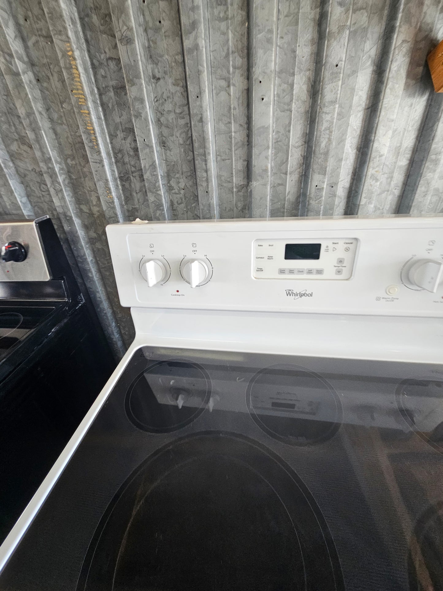 Whirlpool 30" Freestanding Electric Range