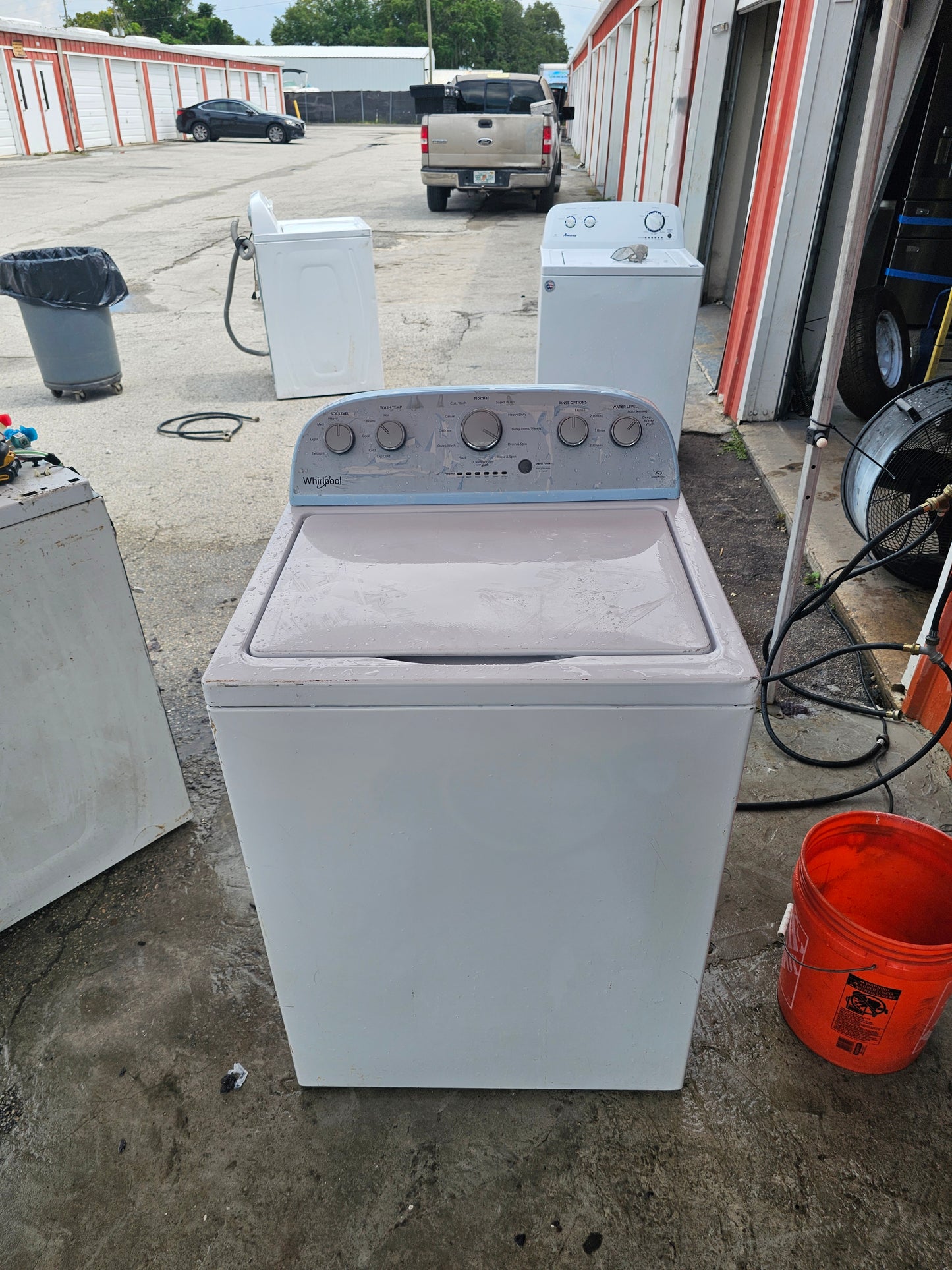 Whirlpool WTW4816FW3 Top-Load Washer