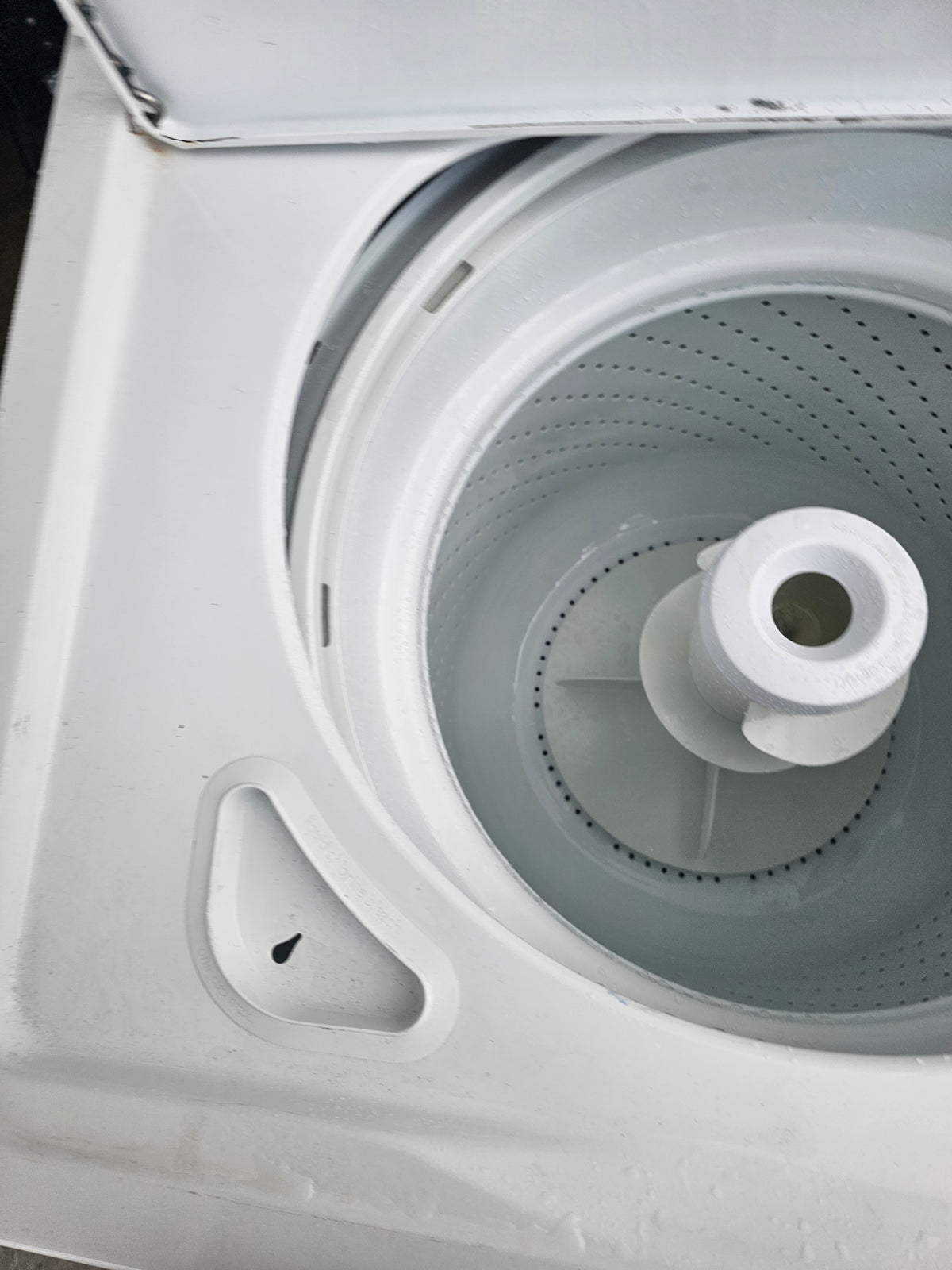 Whirlpool 3.5 Cu. Ft. High-Efficiency Top Load Washer