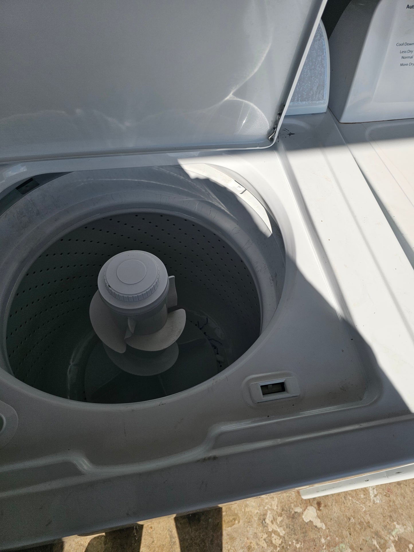 Whirlpool Washer and Electric Dryer Set
