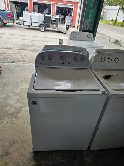 Whirlpool Washer And Electric Dryer Set