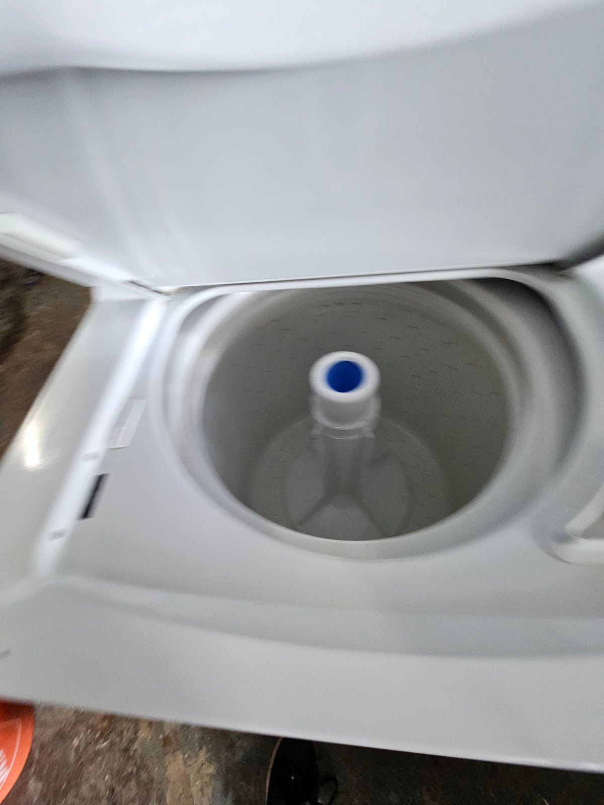 GE Unitized Spacemaker Electric Laundry Center (Washer & Electric Dryer)