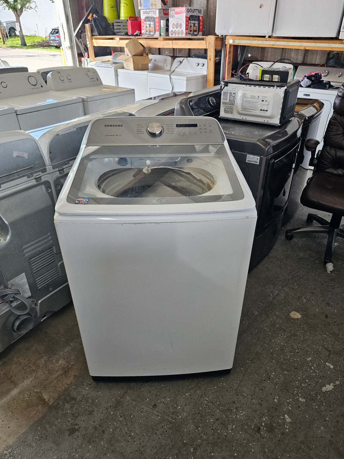Samsung 5.0 Cu. Ft. High-Efficiency Top Load Washer with Active WaterJet
