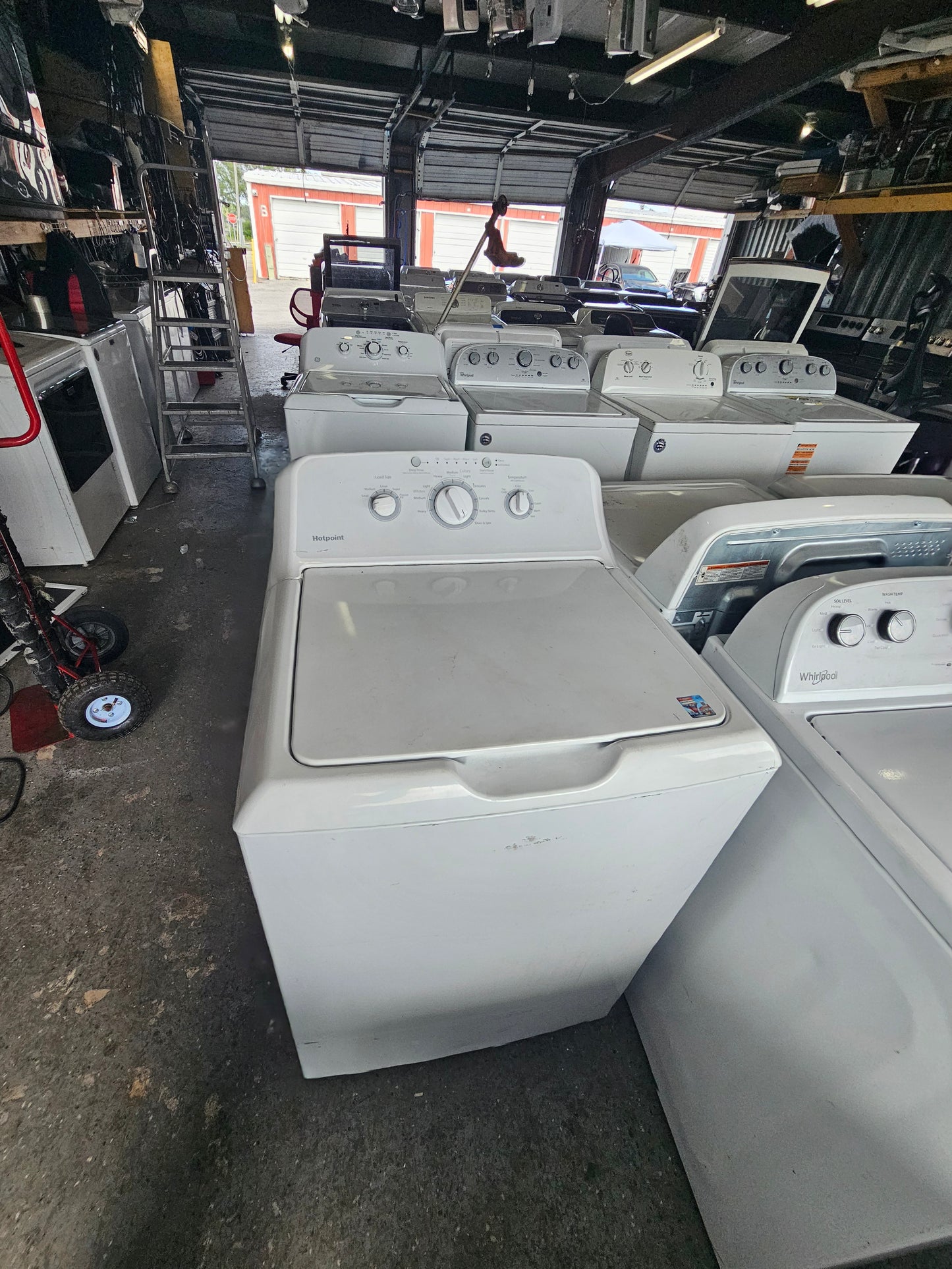 GE HTW240ASK6WS Top-Load Washer