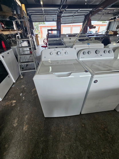 GE HTW240ASK6WS Top-Load Washer