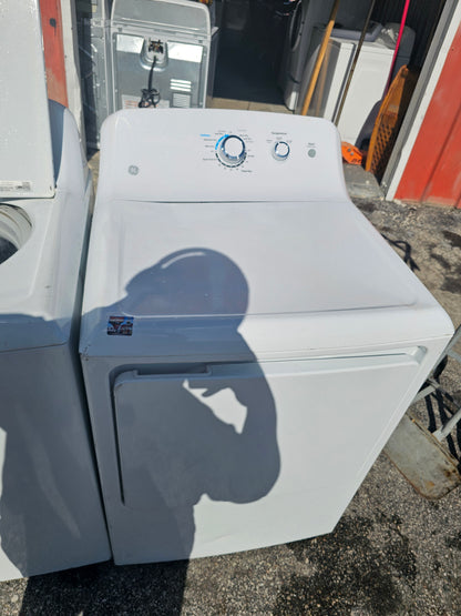 GE 6.2 Cu. Ft. Electric Dryer