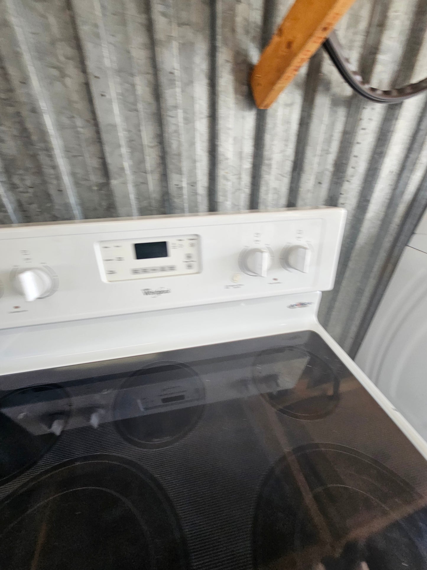 Whirlpool 30" Freestanding Electric Range