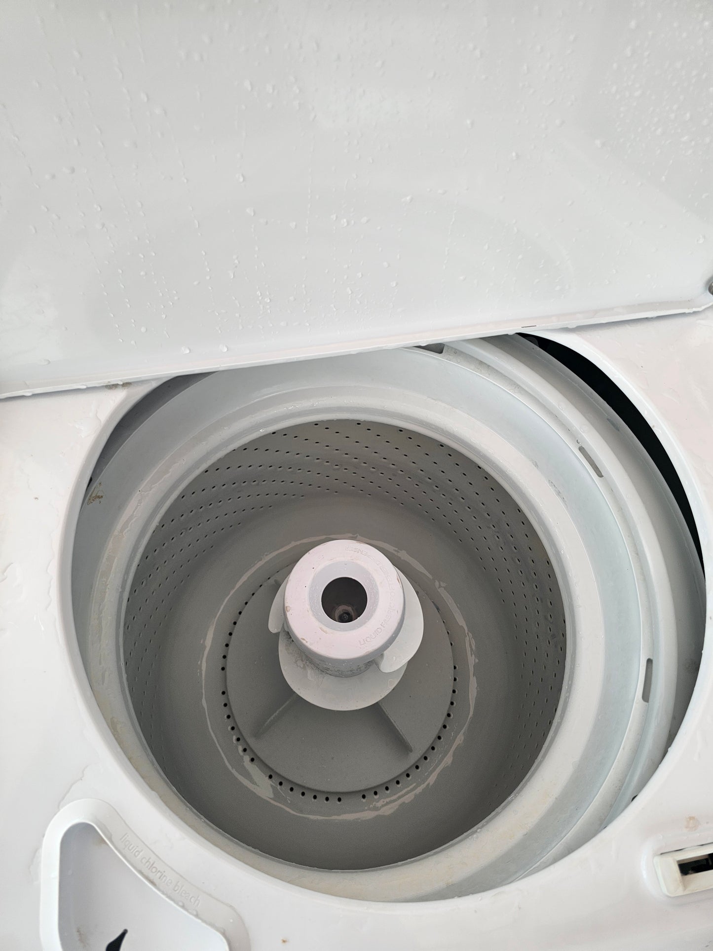 Whirlpool WTW4816FW3 Top-Load Washer