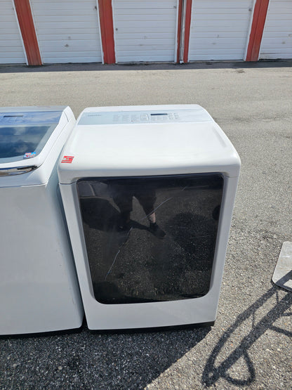 Samsung 7.5 Cu. Ft. Electric Dryer with Steam