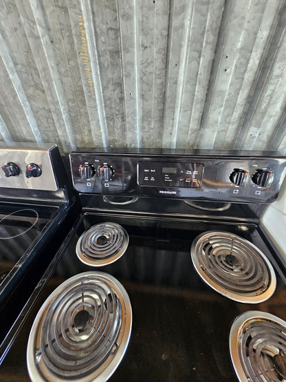 Frigidaire 30" Freestanding Electric Range